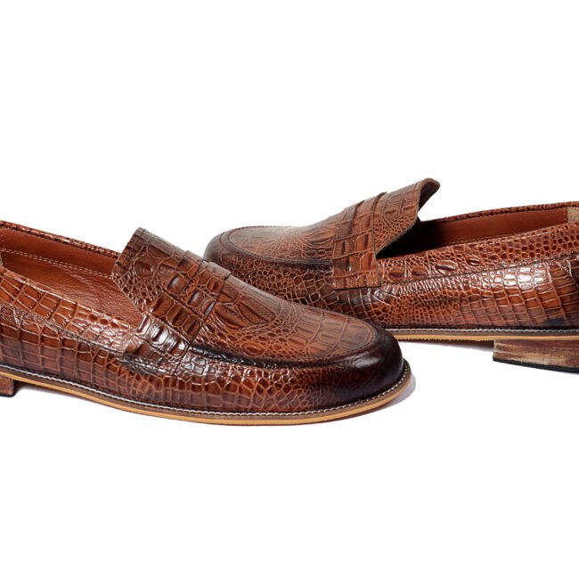 Men Textured Leather Formal Loafers (3)